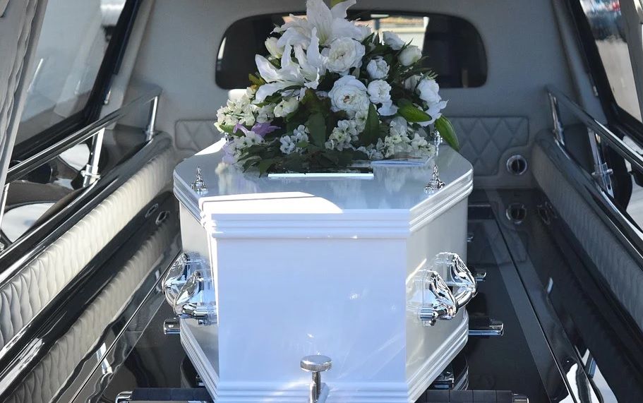 Czy wzrosła liczba pogrzebów?