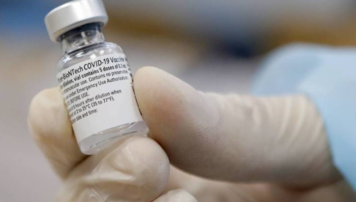Szczepionka Pfizera skuteczna przeciwko wszystkim wariantom koronawirusa