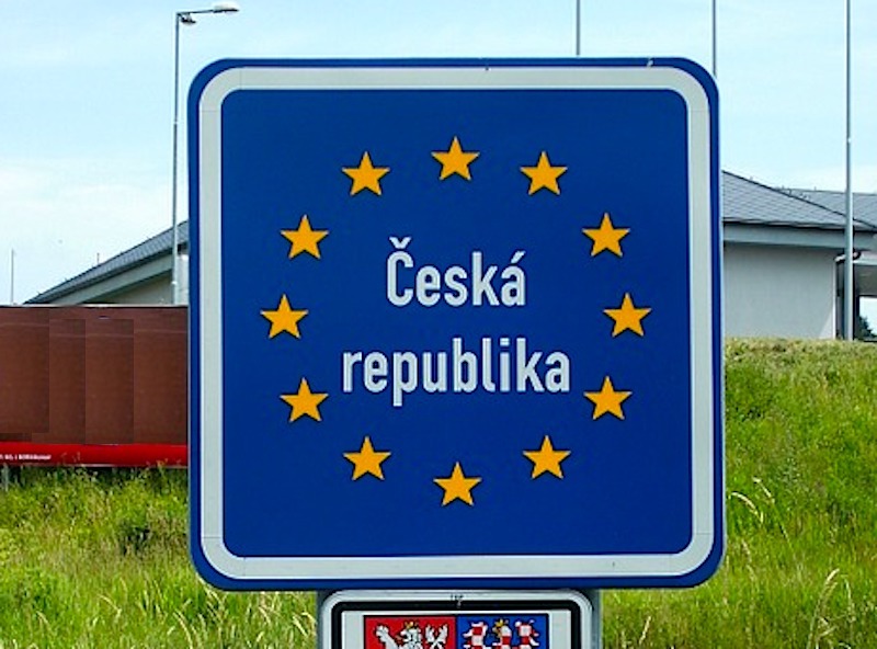 Czechy: do restauracji i hotelu bez certyfikatów sanitarnych